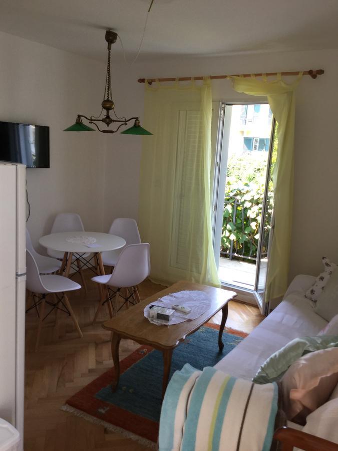 Guest House Villa Kosa Bijela Eksteriør billede